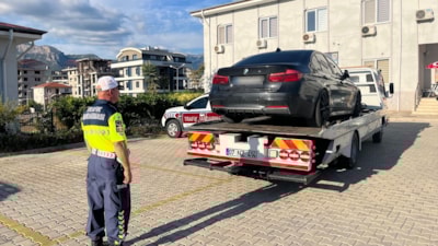 Antalya'da drift atan sürücü cezadan kaçamadı: Ehliyetine el konuldu