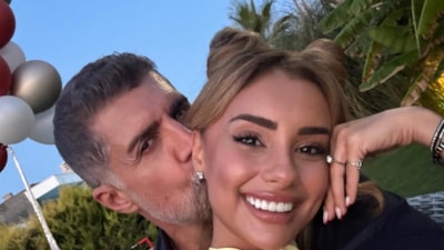 Uğruna ailesini silmişti! Özcan Deniz'in eşi Samar aşkını haykırdı