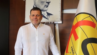 Eskişehirspor'un yeni teknik direktörü Hakan Şapçı oldu
