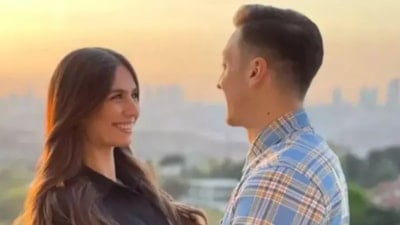 Mesut Özil'in eşi Amine Gülşe kariyeriyle ilgili çıkan iddiaları yalanladı: 