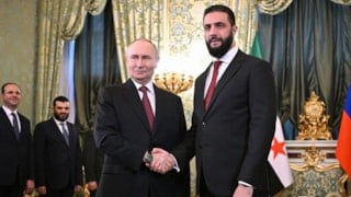Putin ve Ahmed Şara, Moskova'da bir araya geldi