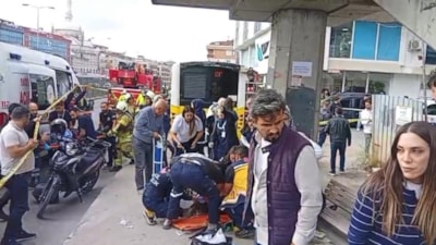 Çekmeköy'de İETT otobüsü durağa girdi: 1 ölü 4 yaralı