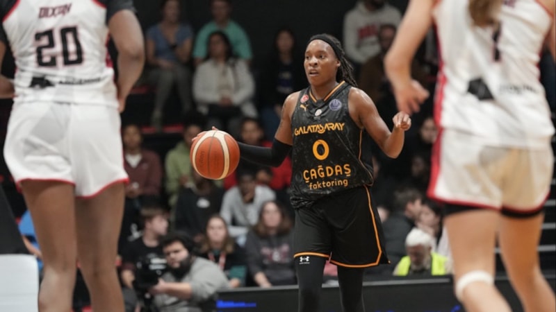 Galatasaray, Flammes Carolo'yu yendi