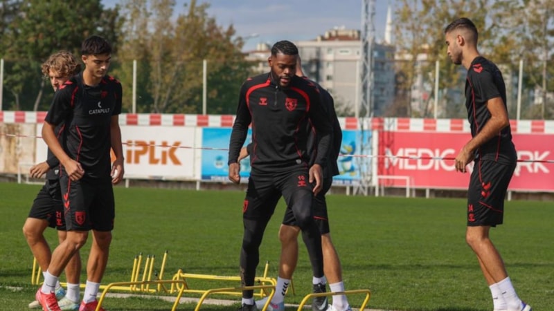 Samsunspor’un yıldızları, milli takımlarında parladı