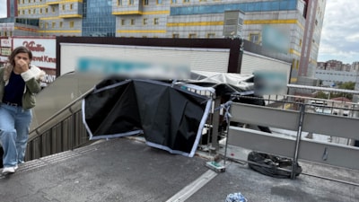 İstanbul'da metrobüste yürüyen merdiven yangını