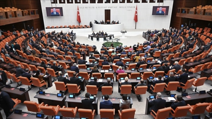 Türk askerinin Irak ve Suriye'deki görev süresi uzatılabilir: Tezkere TBMM'de