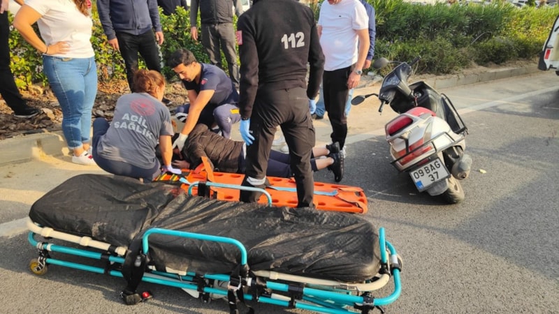 Aydın'da yolun karşısına geçmek isteyen kadına motosiklet çarptı