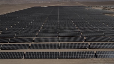 Küresel elektrik depolama sektörü kapasite hedefini artırdı