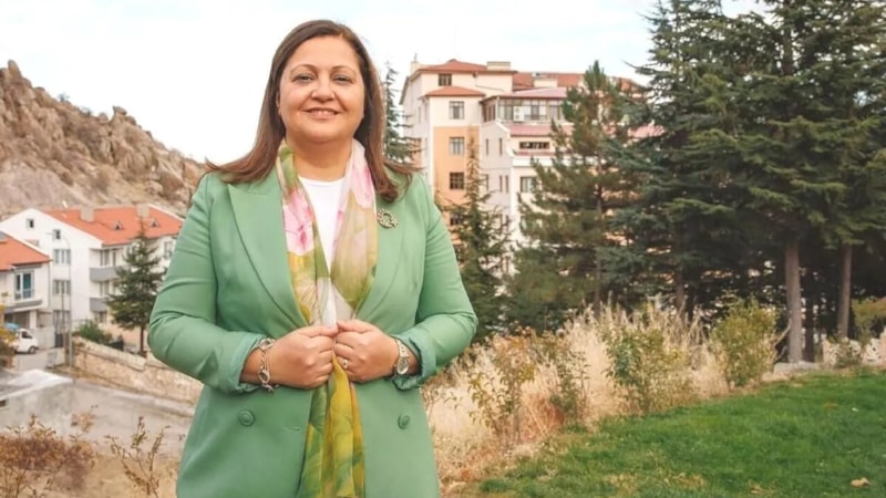 Burcu Köksal: Hiçbir yere gitmiyorum, parti içinde yaşadıklarıma da susmayacağım