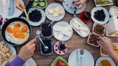 Kahvaltıda bunları asla yemeyin: Sağlığı bozan 5 gıda