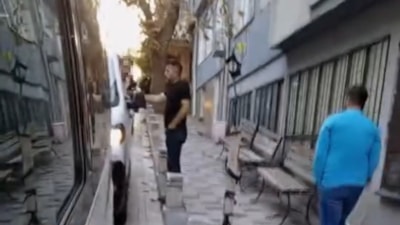 Balıkesir'de park yeri tartışması kavgaya dönüştü