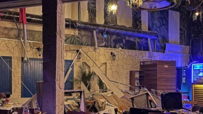 İzmir'de eğlence merkezinde duvar çöktü: 6 kişi yaralandı