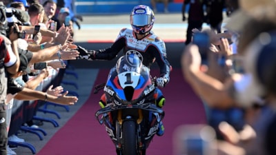 Toprak Razgatlıoğlu, İspanya'daki ilk yarışta ikinci oldu