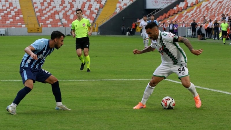 Sakaryaspor, Adana Demirspor'a 6 attı!