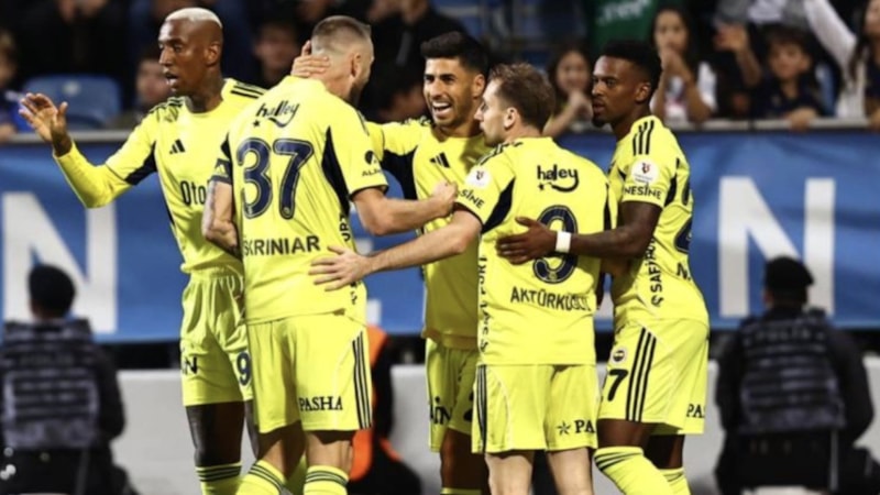 Fenerbahçe, Fatih Karagümrük'ü ağırlıyor: İşte muhtemel 11'ler