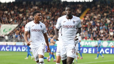 Trabzonspor'u Paul Onuachu ve Felipe Augusto golleriyle taşıyor