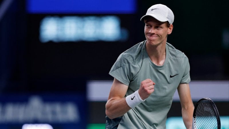 Carlos Alcaraz'ı yenen Jannik Sinner, 6 milyon dolarlık ödülün sahibi oldu