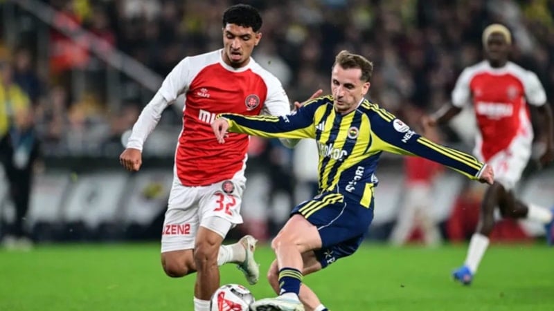 Eski hakemler, Fenerbahçe - Karagümrük maçında tartışma yaratan kararları değerlendirdi