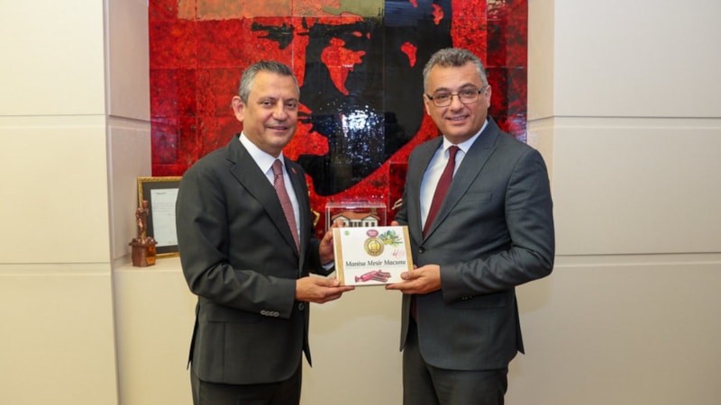 Özgür Özel'den KKTC'nin yeni Cumhurbaşkanı Tufan Erhürman'ı tebrik telefonu