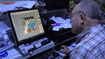 Isparta'da fotoğrafçının mahalle arşivi ilgi çekiyor