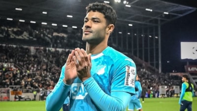 Ozan Kabak, uzun süreli sakatlığının ardından sahalara döndü