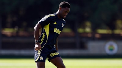 Fenerbahçe’de, Jhon Duran takımla beraber çalışmaya başladı