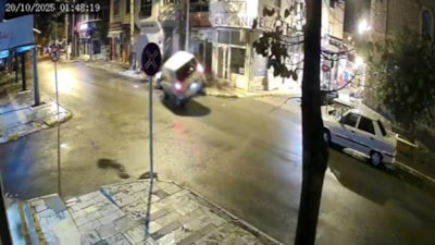 Isparta'da devrilen araçtaki 8 aylık bebek ve babası için vatandaşlar seferber oldu