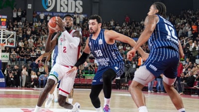 Anadolu Efes, Karşıyaka deplasmanında kazandı