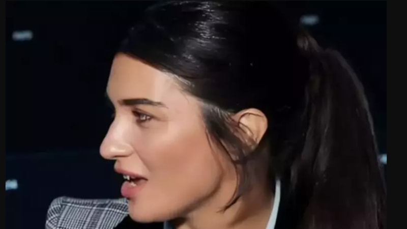 Hakan Sabancı sorusu Tuba Büyüküstün'ü utandırdı