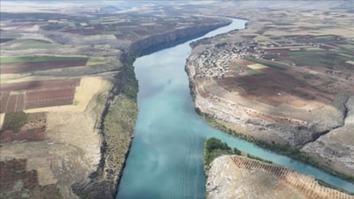 MÖ 3000 yıllık izler bulunuyor: Kızılin Kanyonu güzelliği ile büyülüyor