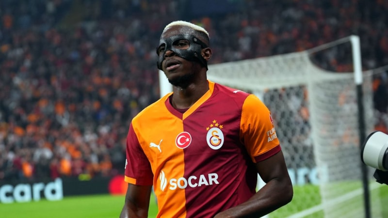 Victor Osimhen'den Galatasaray formasıyla rekorlar