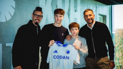 Marek Hamsik'in oğlu, Kopenhag ile imzaladı