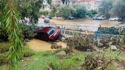 AFAD'dan İzmir'deki sel felaketine ilişkin açıklama: Yağış nedeniyle 198 ihbar alındı