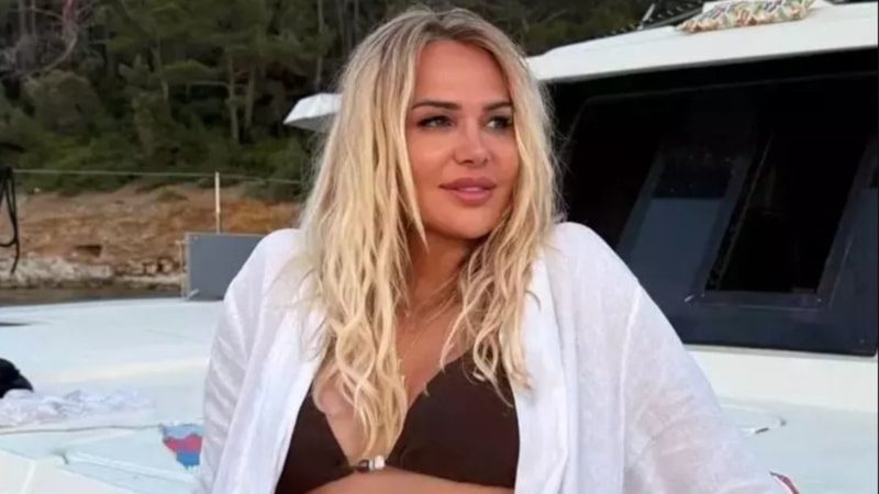 Nagihan Karadere’nin paylaşımı şaşırttı: 'Gözü olanın gözü çıksın'