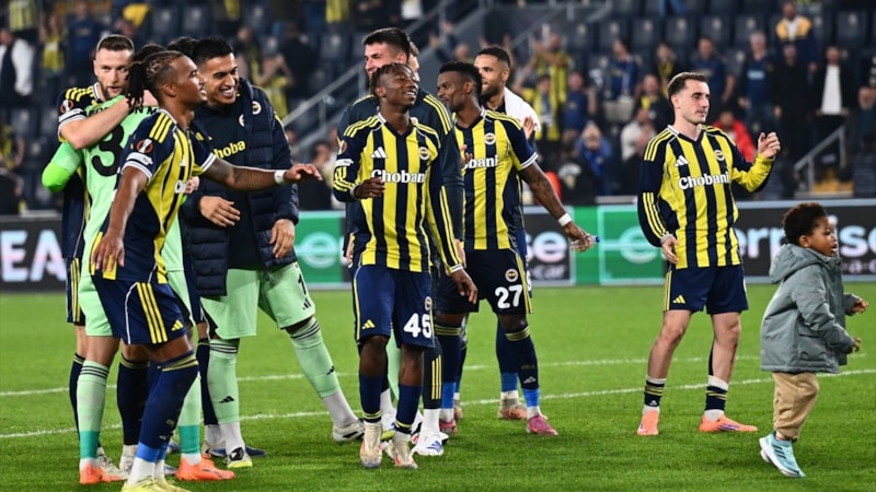 Fenerbahçe'nin Stuttgart galibiyeti Alman basınının gündeminde