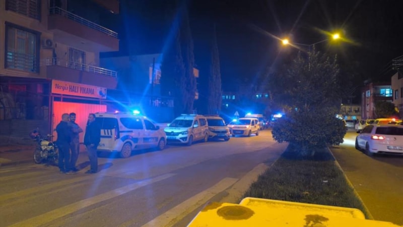 Adıyaman'da silahlı kavga: 1'i polis 4 yaralı