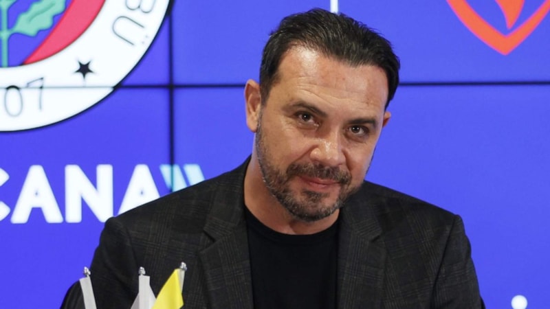 Fenerbahçe'nin yeni voleybol şube direktörü Soner Erdoğmuş oldu