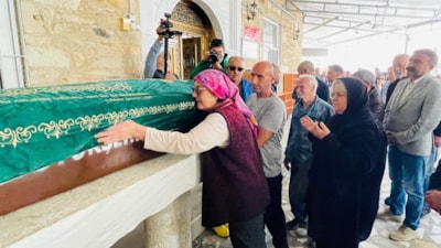 İzmir'deki selde yaşamını yitiren Bülent Kaptanoğlu son yolculuğuna uğurlandı