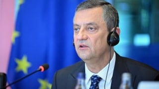 Özgür Özel yine Türkiye'yi bu kez İsviçre'de şikayet etti