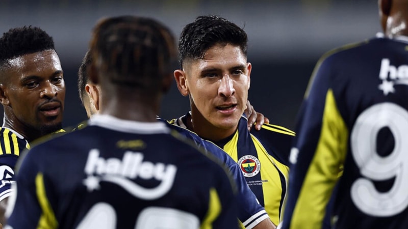 Performansıyla beğeni toplamaya başladı: İşte Edson Alvarez'in Fenerbahçe'ye transferinde yaşananlar...