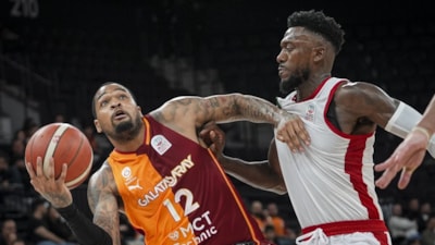 Galatasaray'dan Karşıyaka'ya 20 sayılık fark!