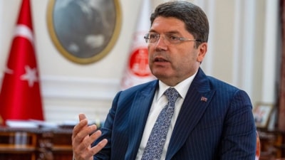 Yılmaz Tunç: Denetimli serbestlik hükümlüleri 2,5 milyon fidanı toprakla buluşturdu