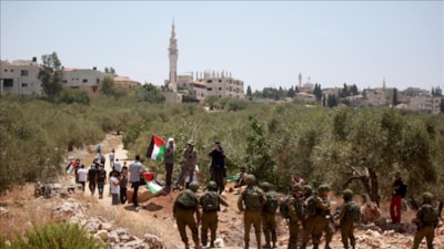 İsrail Batı Şeria'da yasadışı işgalini sürdürüyor: Filistinlilere ait 5 evi yıkıldı