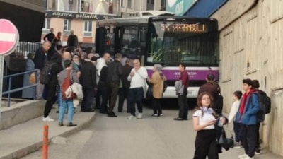 Karabük'te otobüs şoförünün ani manevrası faciayı önledi