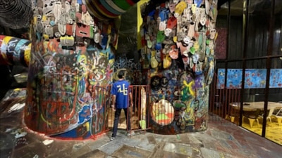 Libya'da savaşın izleri, sanatla kafe ve kültür merkezine dönüştü