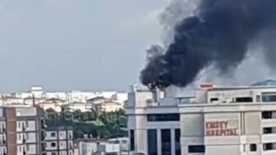 Pendik'te hastanede yangın