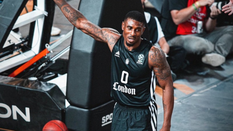 Ovie Soko, 6 hafta parkeden uzak kalacak