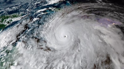 Melissa Kasırgası Jamaika'ya ulaştı: Kayıtlara geçen en kuvvetlilerden biri