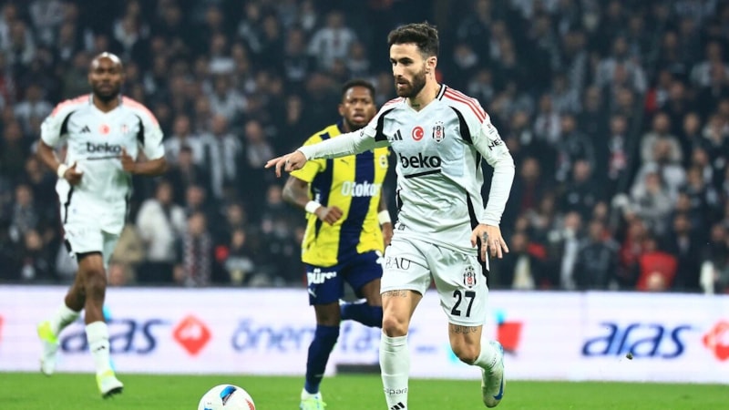 Beşiktaş-Fenerbahçe derbisinin biletleri satışa çıkıyor