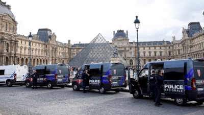 Louvre Müzesi'nde çalınan eserler hala kayıp: Bir gün geri döneceklerine inanıyorum